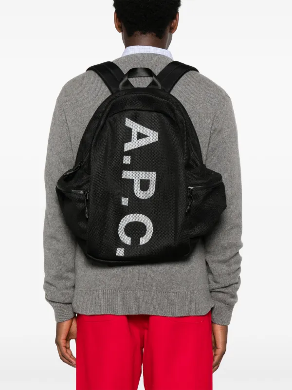 A.P.C. ロゴ バックパック | ブラック | FARFETCH JP