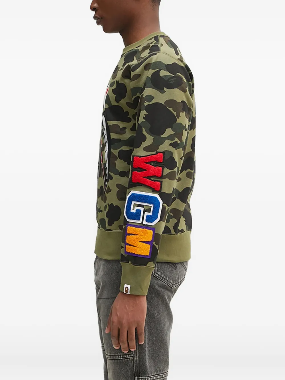 A BATHING APE® 1St Camo Shark Crewneck sweatshirt | Sweatshirts | Image 2
