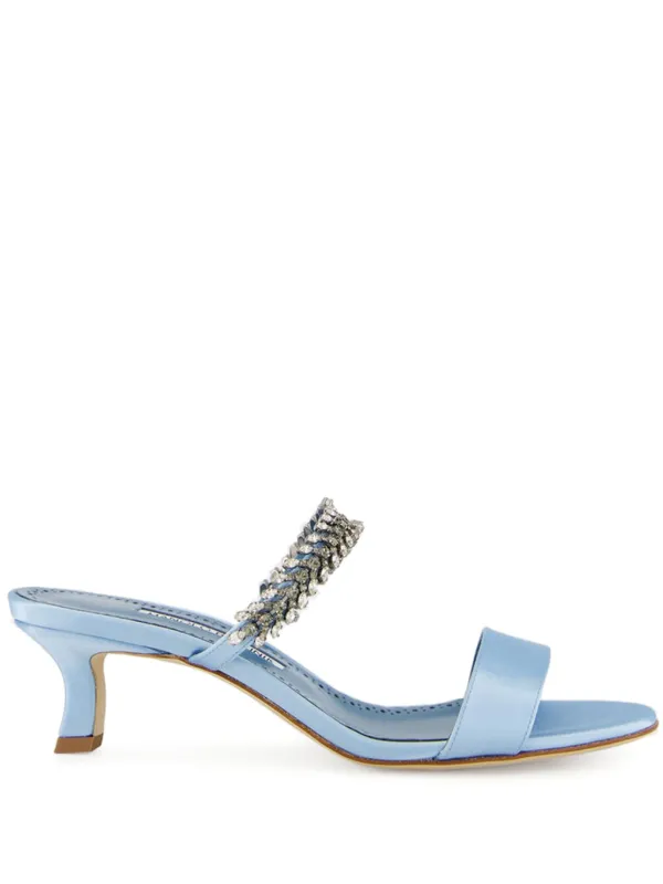 Manolo Blahnik 水色（ティファニーブルー） ビジュー付き パンプス