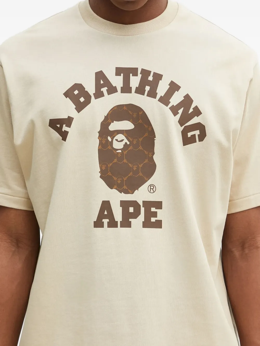 A BATHING APE T-shirt met logoprint Beige