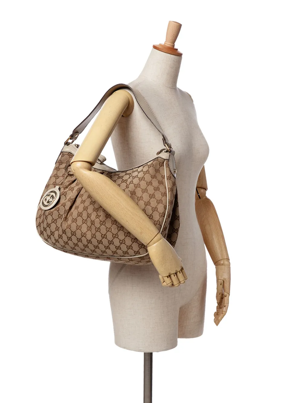Gucci Pre-Owned 2000-2015 Medium GG Canvas Sukey shoulder bag | Pre-Owned | Image 2