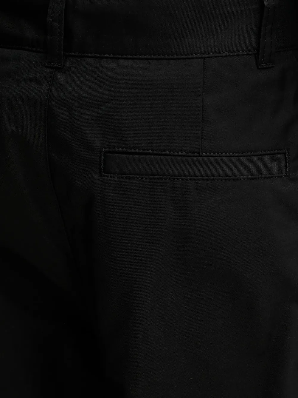 HUGO pleated-front trousers Zwart