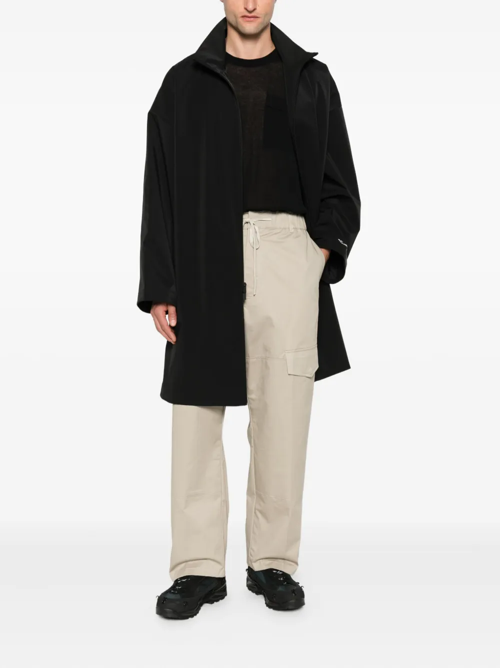 FEAR OF GOD ESSENTIALS zip-front three-quarter sleeves coat | Single Breasted Coats | Image 2