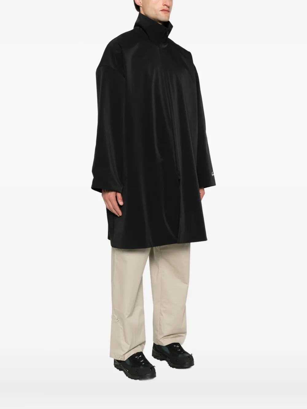FEAR OF GOD ESSENTIALS Jas met cropped mouwen en rits Zwart