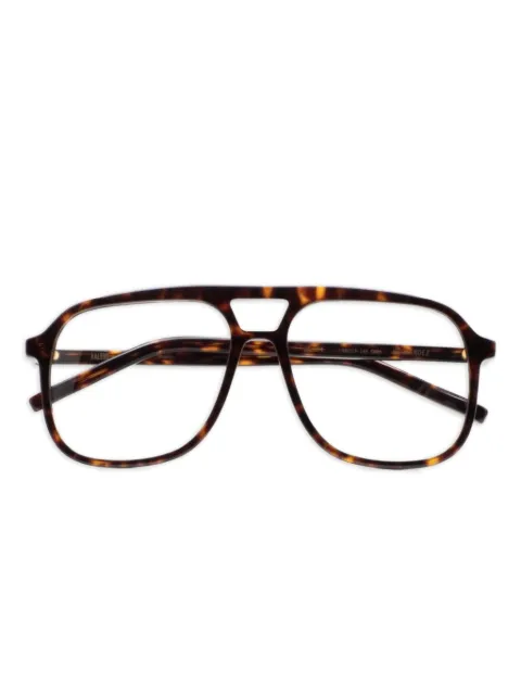 Kaleos Hernandez glasses