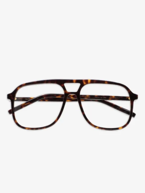 Kaleos Hernandez glasses