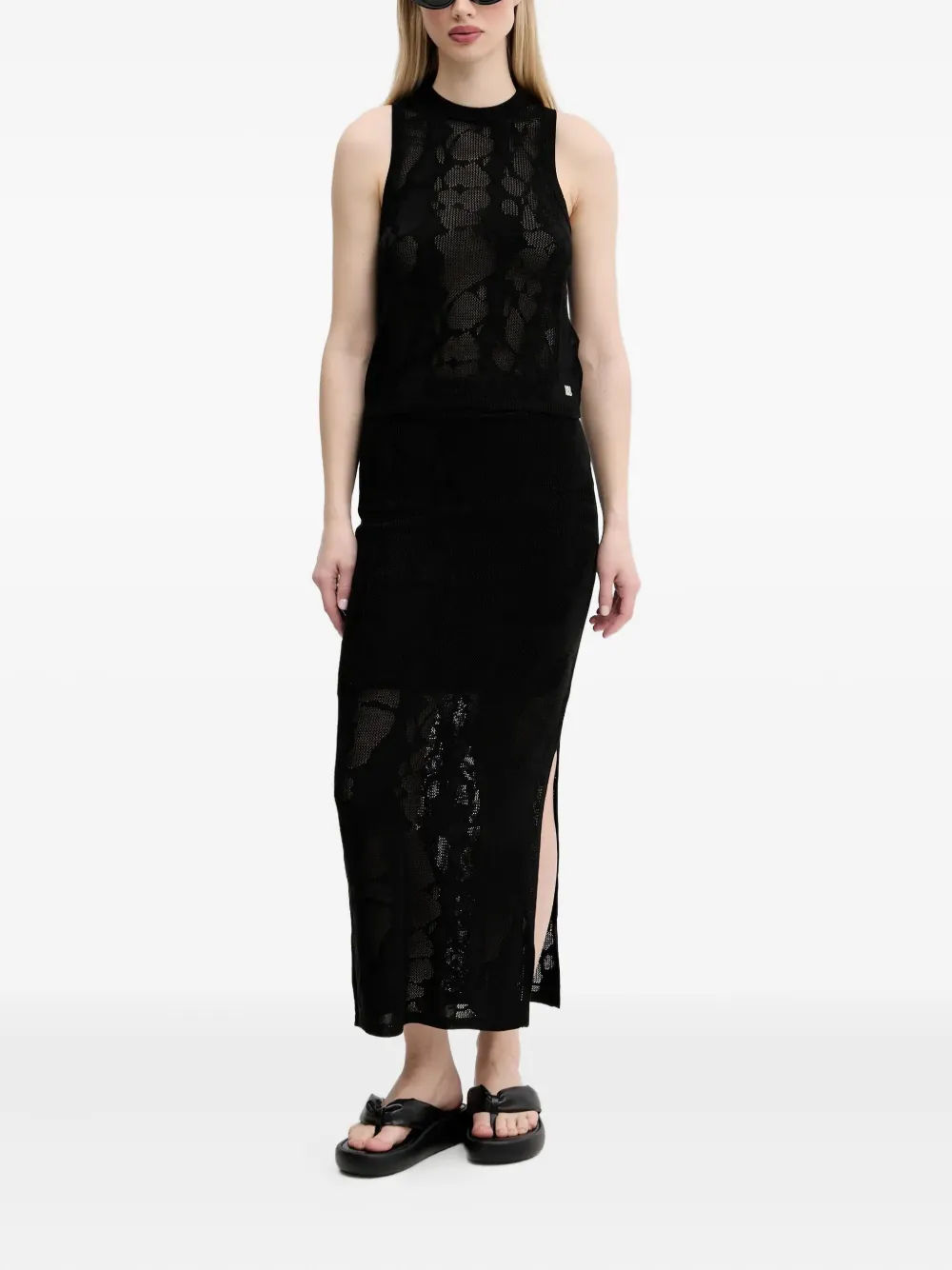 HUGO Seshy mouwloze top met bloemenprint Zwart
