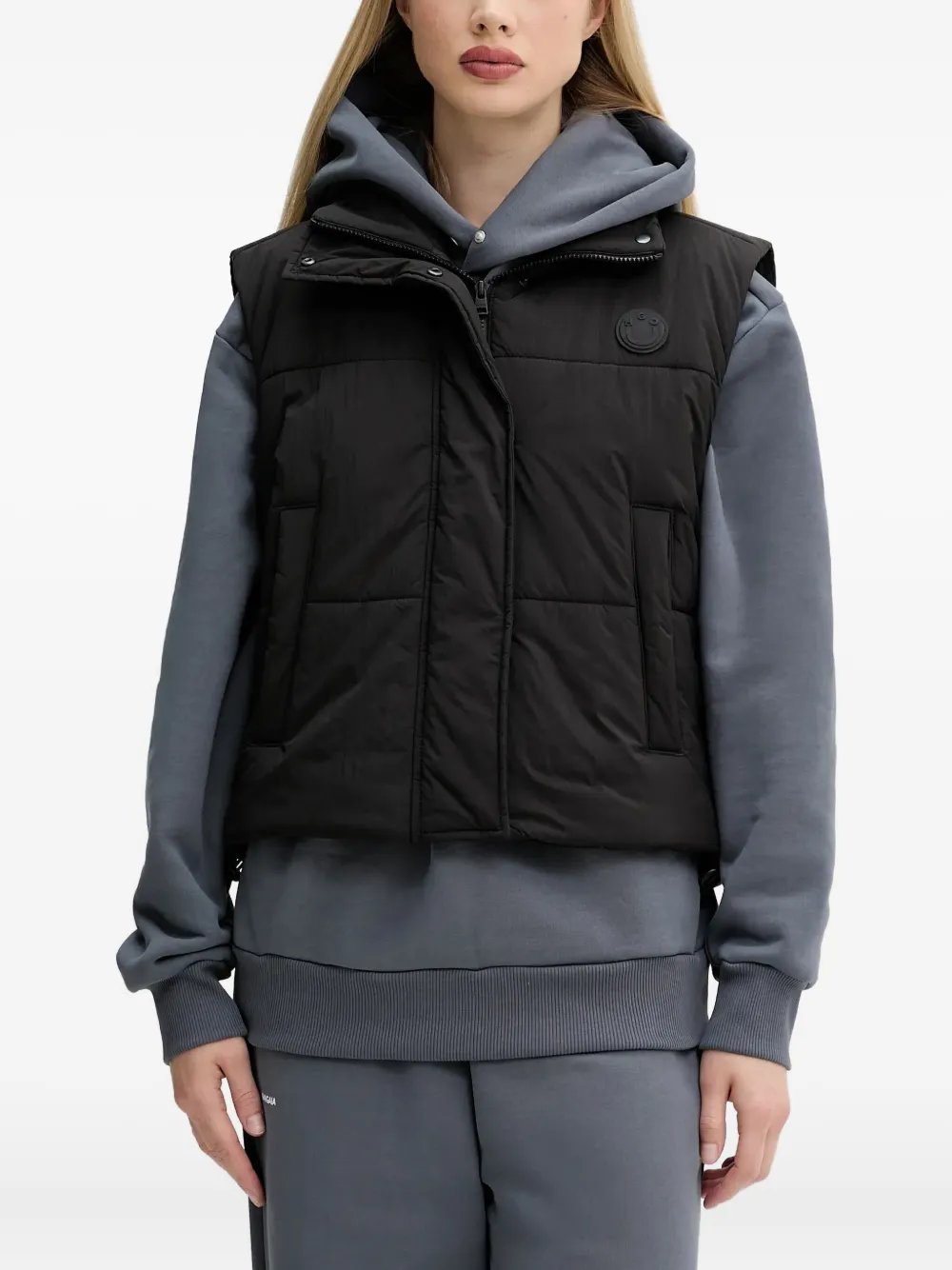 HUGO Gewatteerde bodywarmer met logodetail Zwart