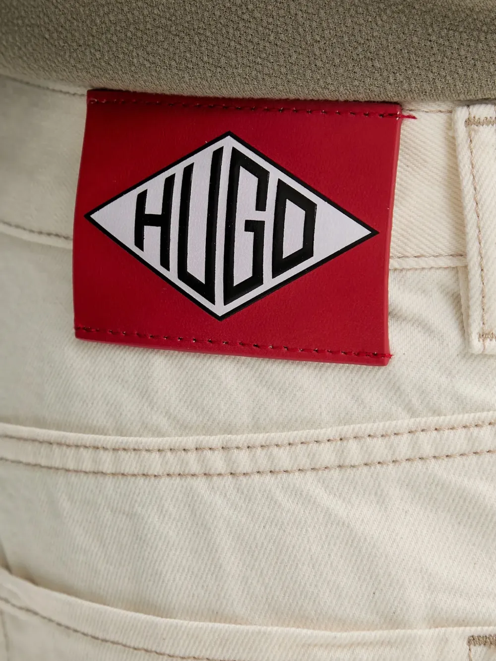 HUGO Denim shorts met logopatch Beige