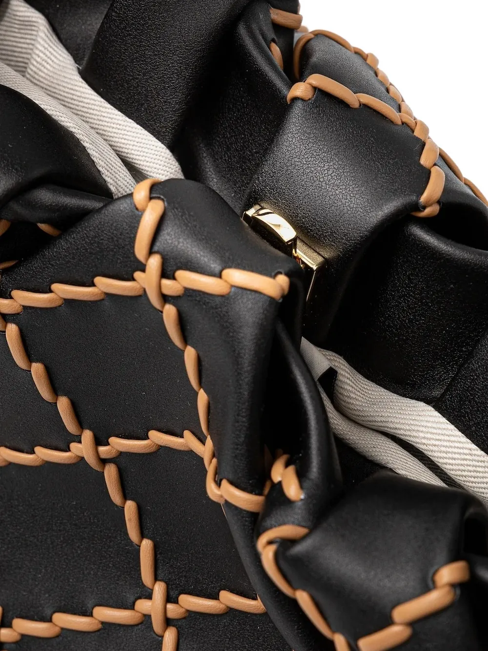 Themoirè pleated stitched tote bag Zwart