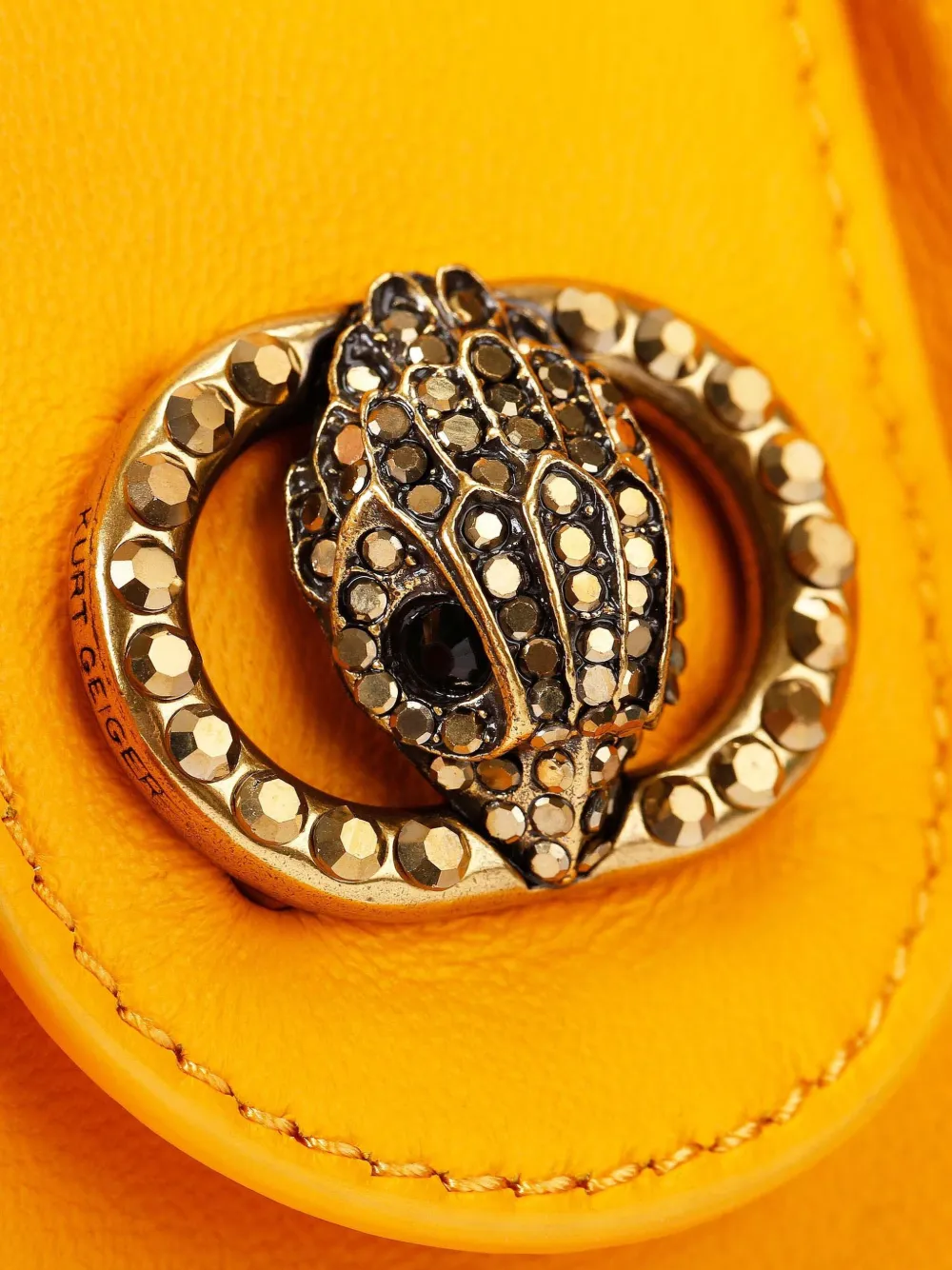 Kurt Geiger London Chelsea Flowers schoudertas Geel