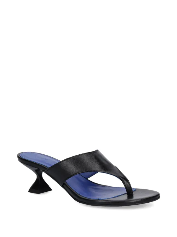 ALOHAS Tess Leather Thong Sandals | Black | FARFETCH