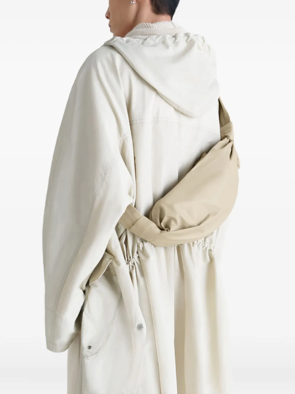 LEMAIRE Kleine Soft Croissant schoudertas Beige