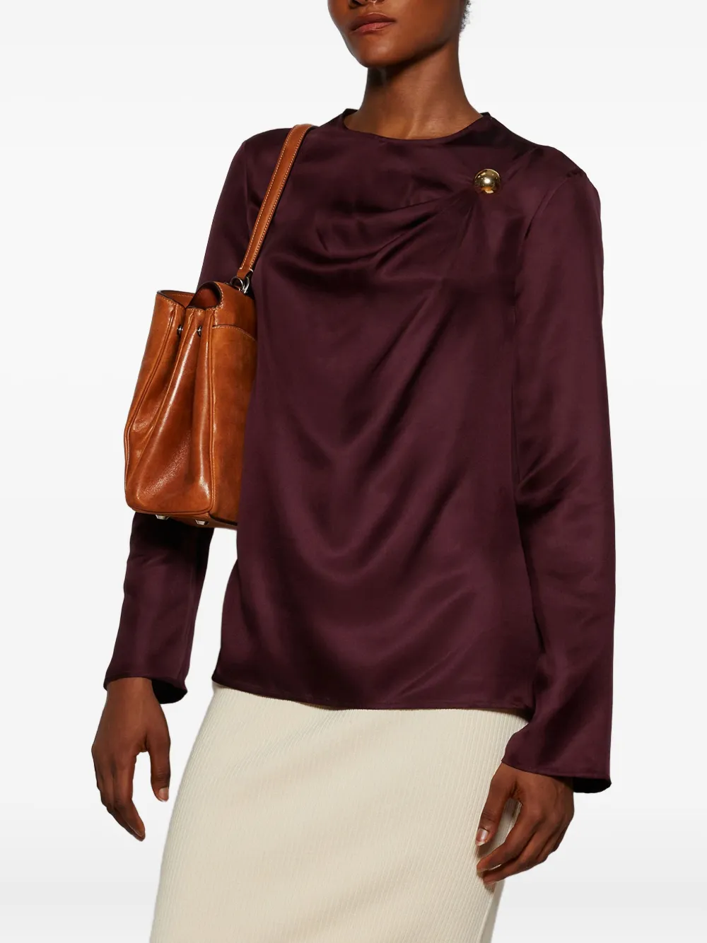 LouLou de Saison Azae gedrapeerde blouse met broche Rood