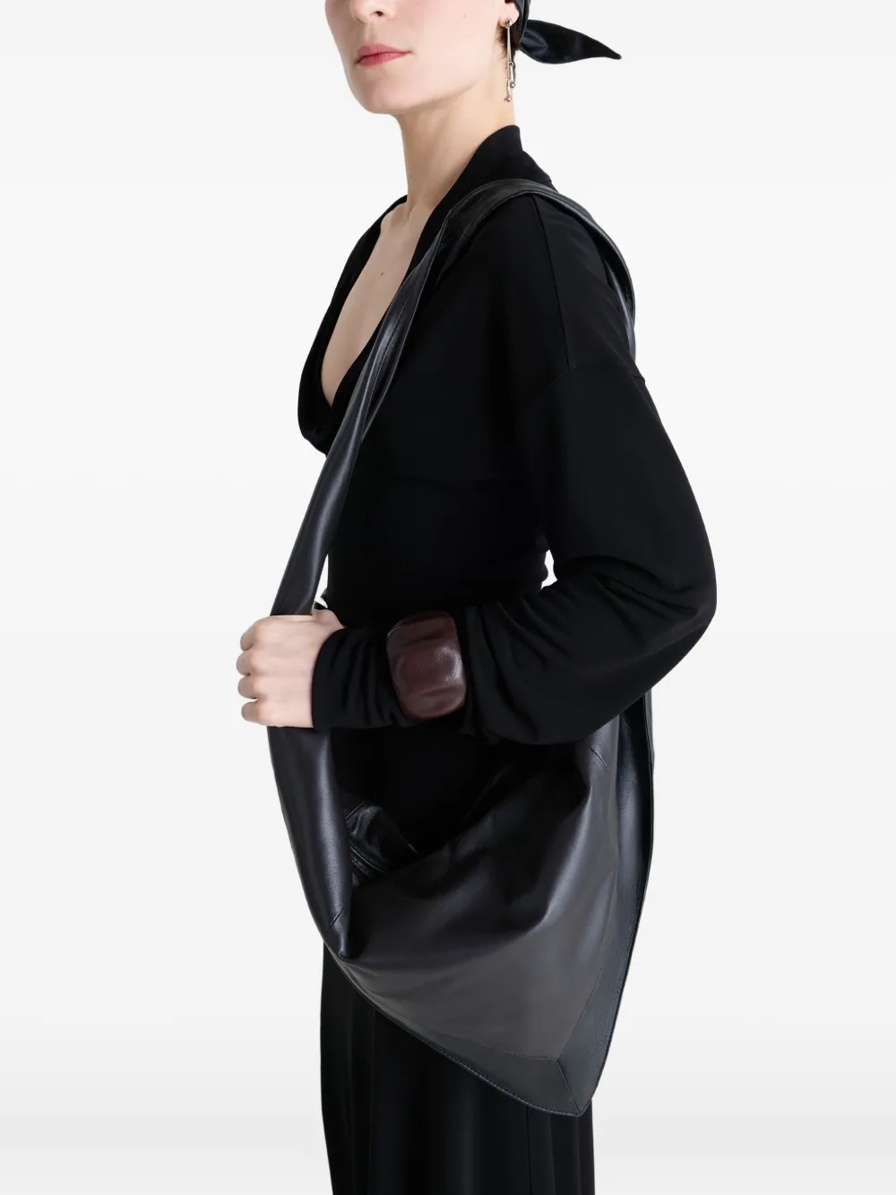 LEMAIRE Scarf twisted-strap shoulder bag Zwart