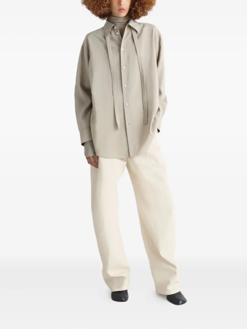 LEMAIRE Blouse met gestrikte hals en knopen - Beige