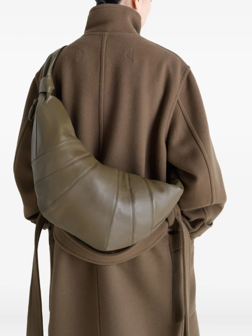 LEMAIRE large Croissant panelled shoulder bag Groen