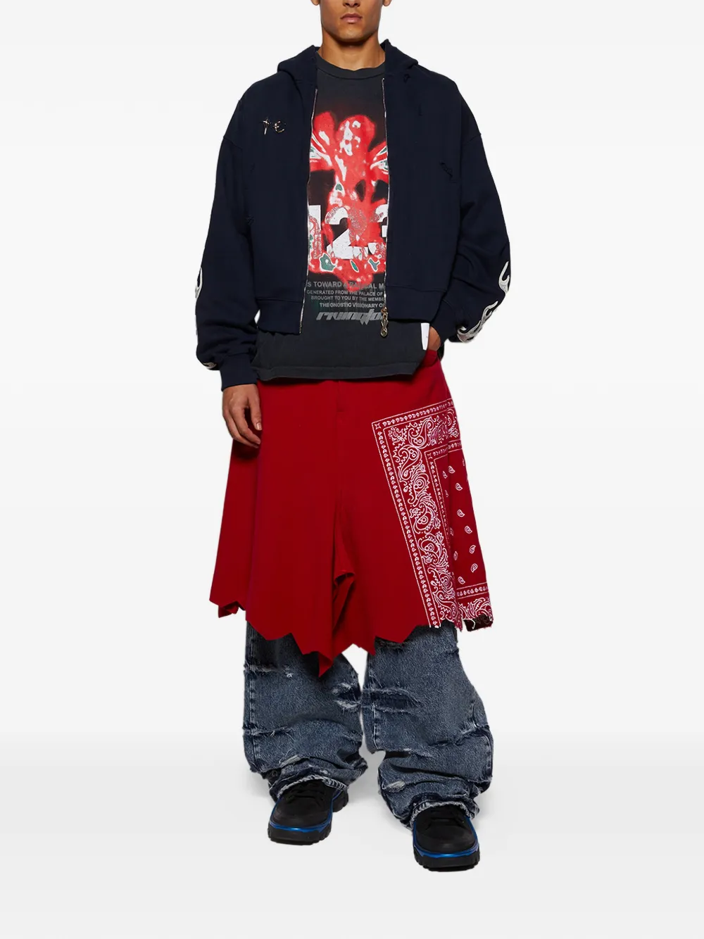 RRR123 graphic-print T-shirt - Zwart