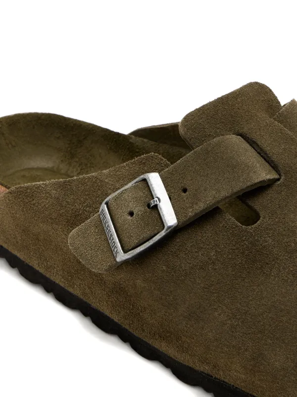 Birkenstock Unisex Olive Green Slip-On Clog with Adjustable Buckle Birkenstock Boston BS Buckle Suede Clogs | Green | FARFETCH main image 4