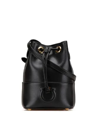 Salvatore Ferragamo 黒 バケットバッグ Salvatore Ferragamo ブラック