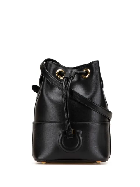 Ferragamo Pre-Owned 2000-2024 Leather Gancini City bucket bag