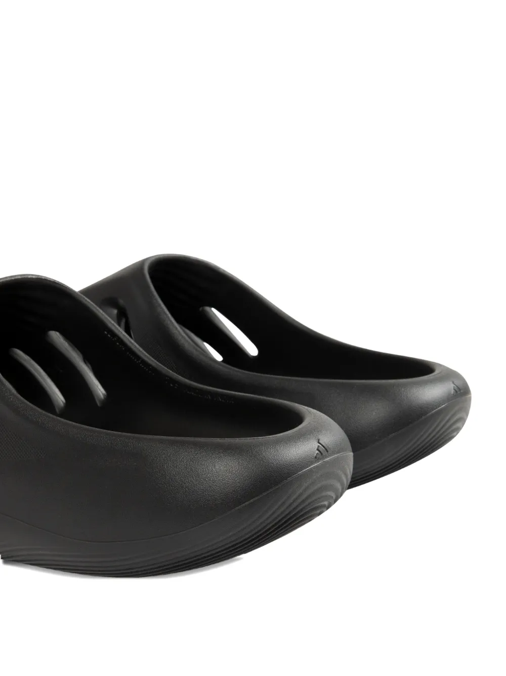 adidas Adifom IIIinfinity slippers met open neus Zwart