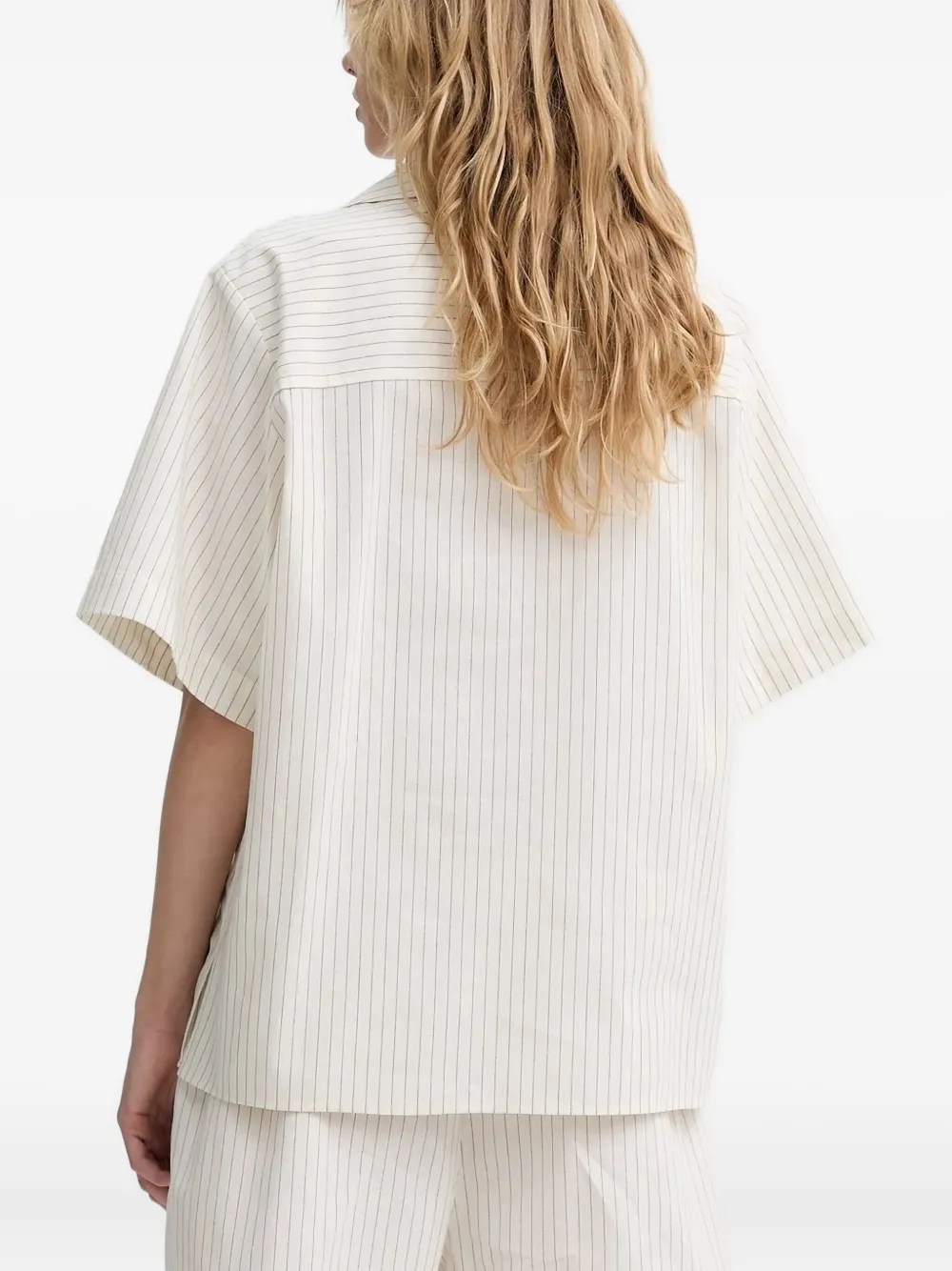 Stine Goya Blouse met krijtstreep en knopen Wit