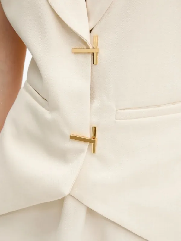 Stine Goya Asymmetrical gold-clasp Dress | White | FARFETCH KW Stine Goya Asymmetrical gold-clasp Dress | White | FARFETCH KW