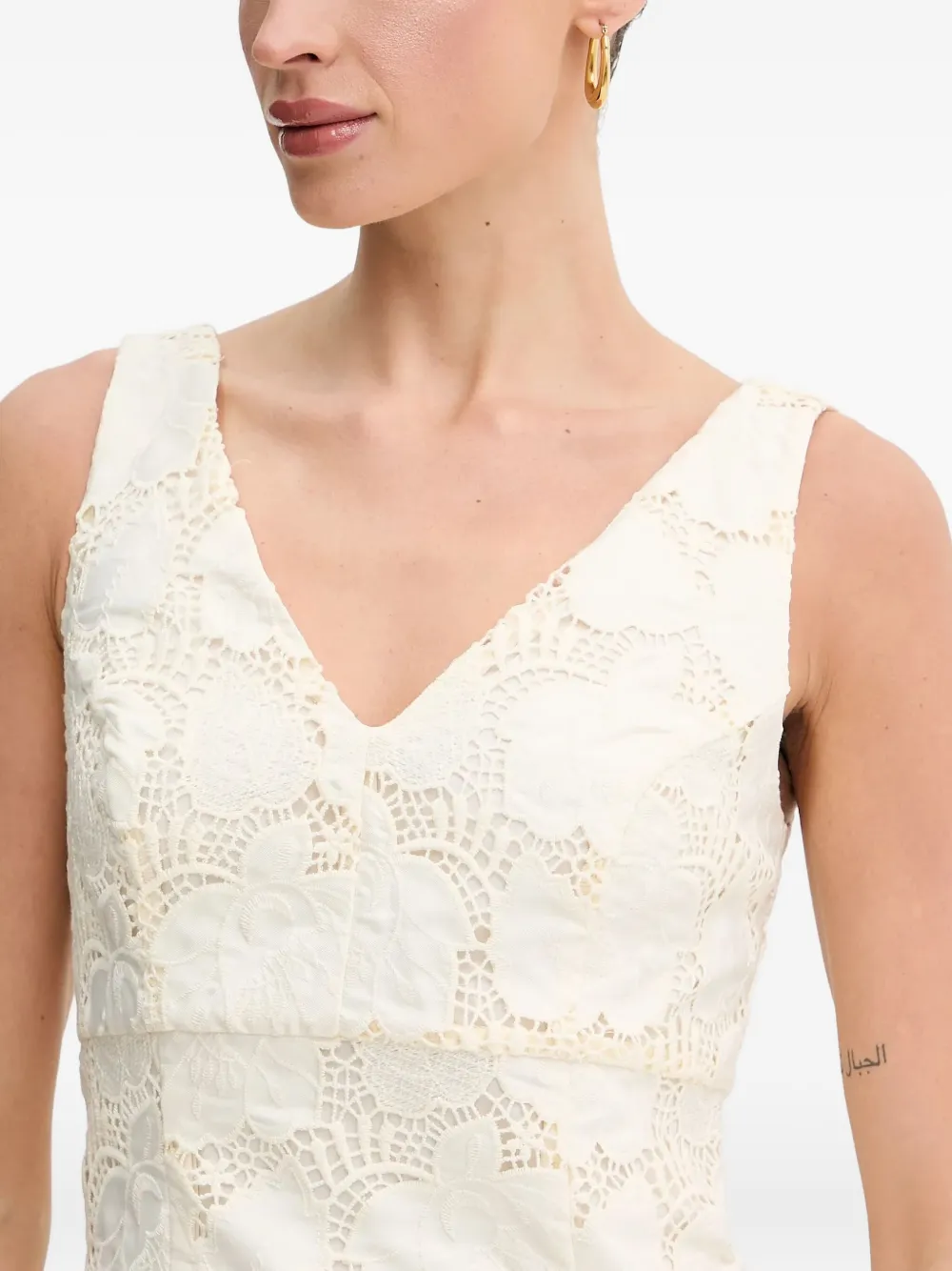 GUESS USA Mini-jurk met V-hals en ringlets Beige