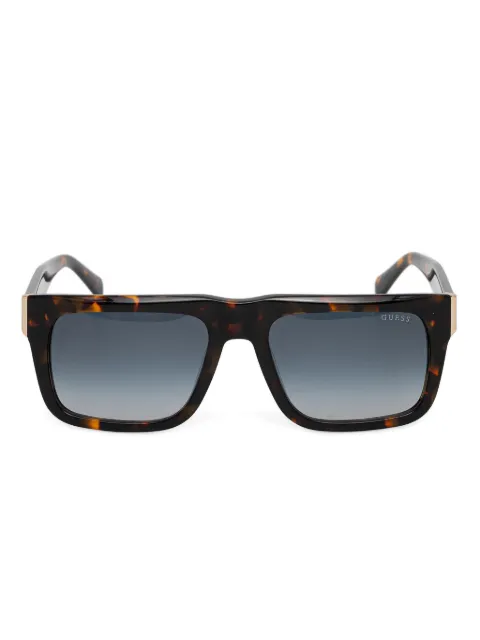 GUESS EYEWEAR lentes de sol con armazón estilo carey