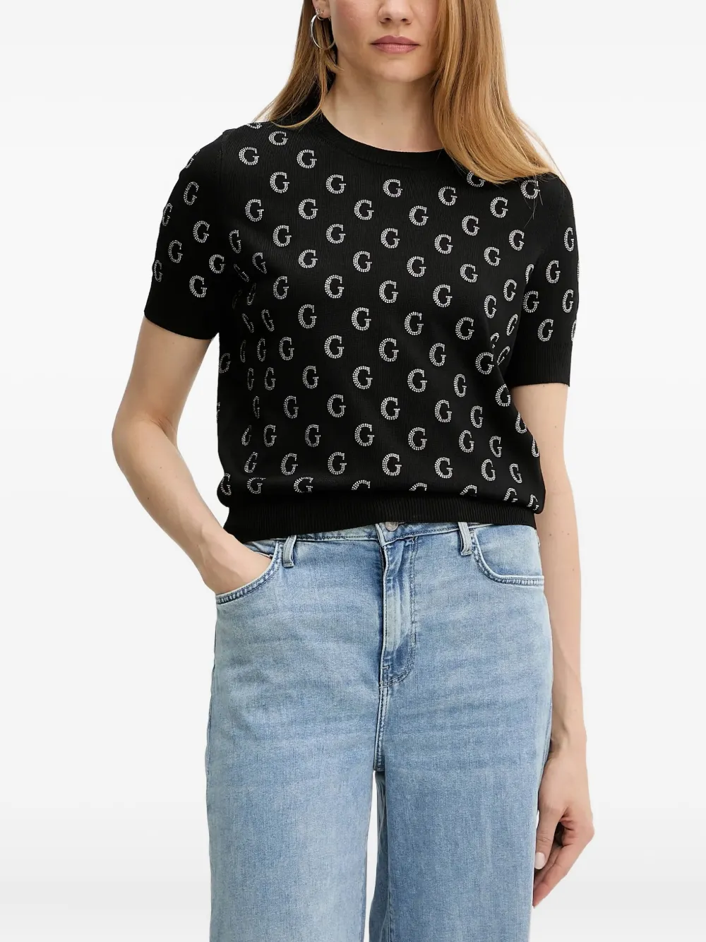 GUESS USA ロゴ Tシャツ - ブラック GUESS USA ロゴ Tシャツ - ブラック