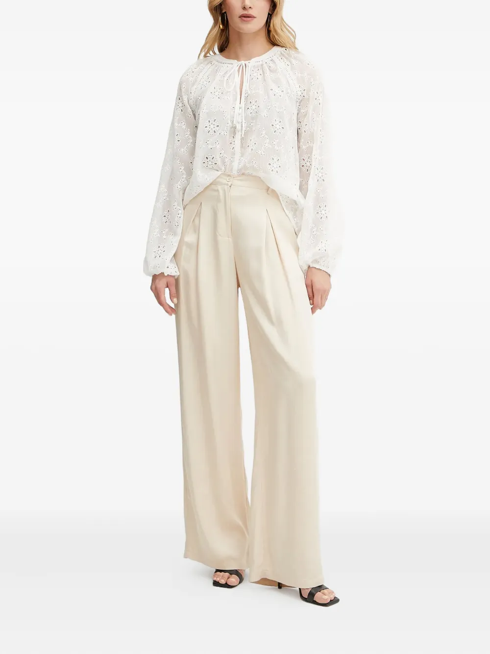 GUESS USA Blouse met geborduurde halsstrik Wit