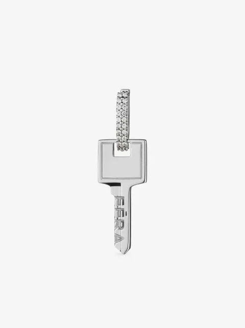 EÉRA Kleiner 18kt Key Weißgoldohrring