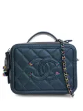 CHANEL Pre-Owned 2018-2019 Small Quilted Iridescent Caviar Filigree Vanity Case satchel - Blue