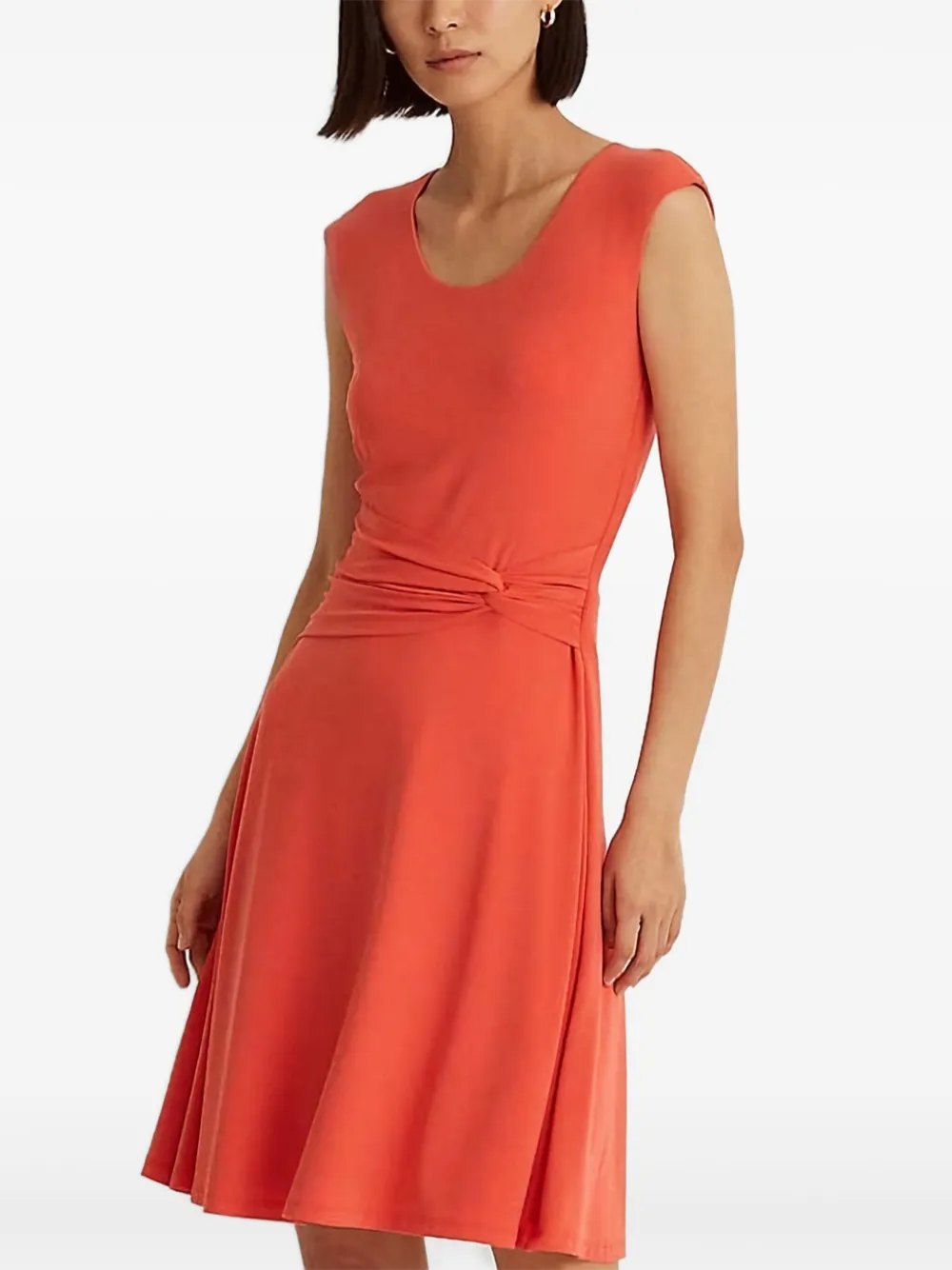 sleeveless dress