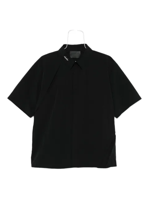 HELIOT EMIL camisa con paneles y detalle de pin