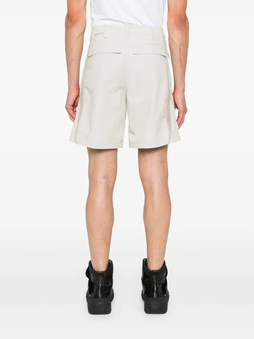 HELIOT EMIL Shorts met mesh vlakken Beige