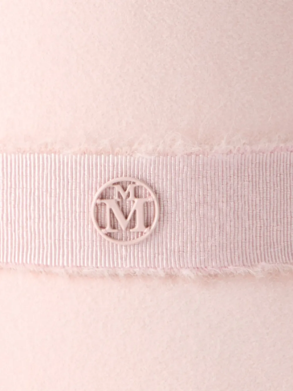 Maison Michel Hoed met logoplakkaat Roze