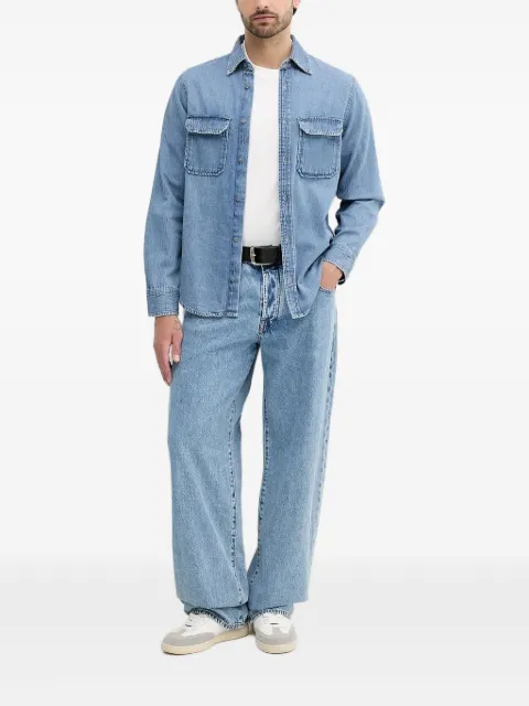 Armani Exchange jean ample à patch logo