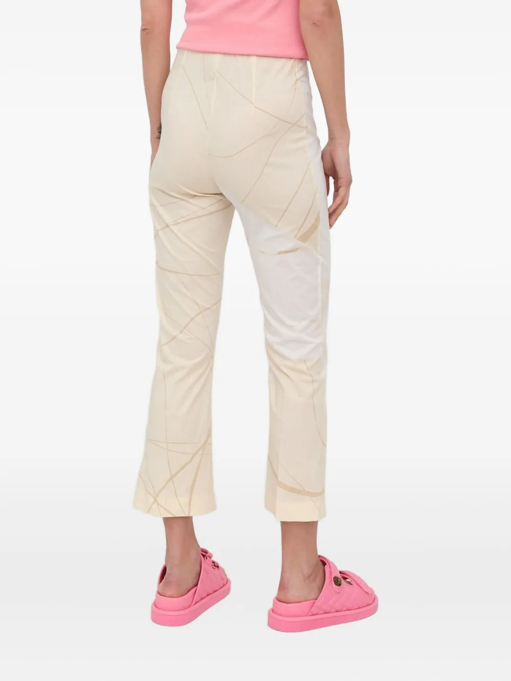 Liviana Conti Cropped broek met abstracte print - Beige