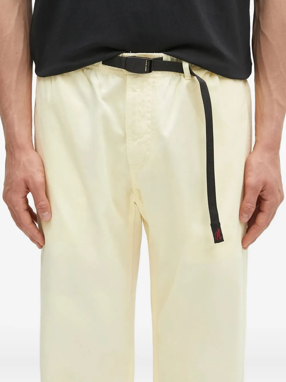 Gramicci elasticated-waist belted trousers Geel