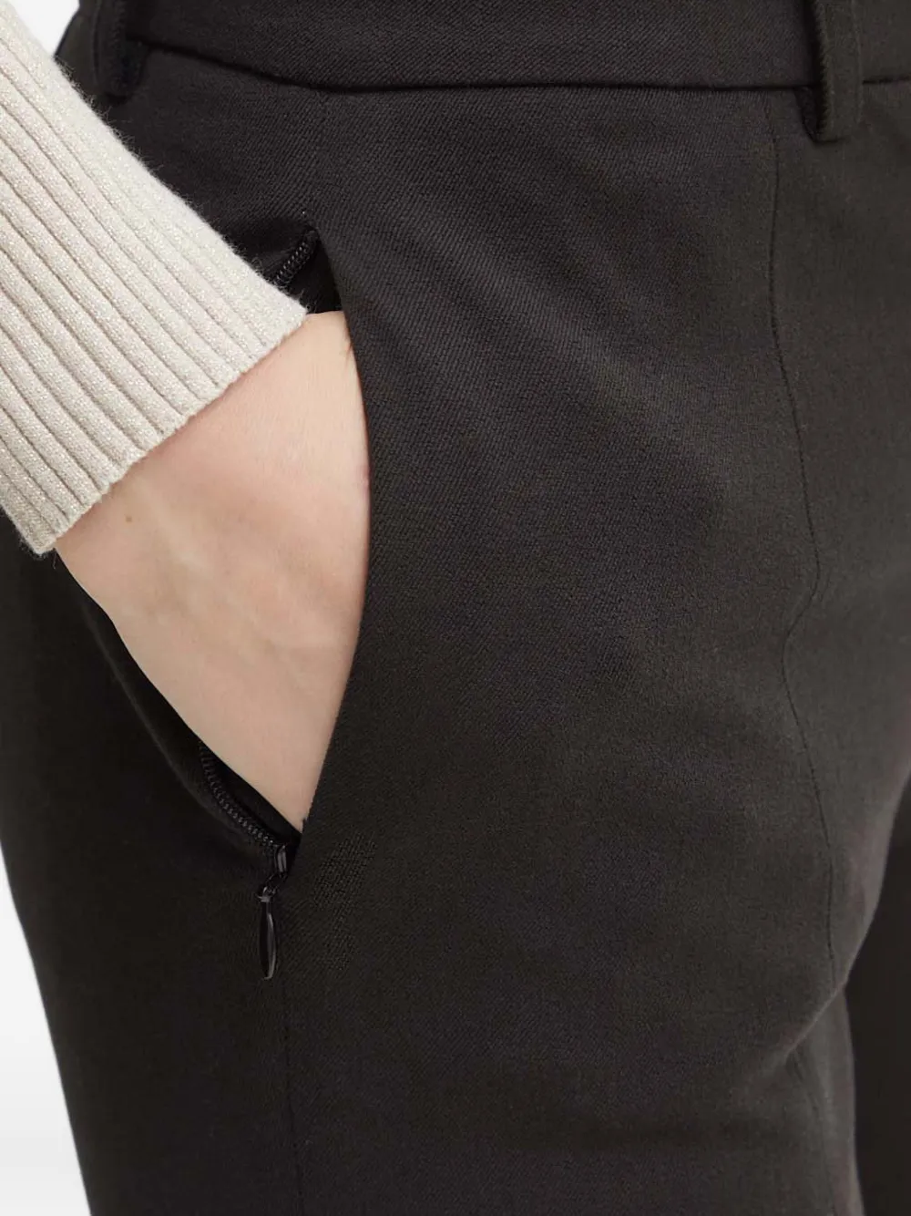 Bardot Nella flared broek met ritszak Zwart