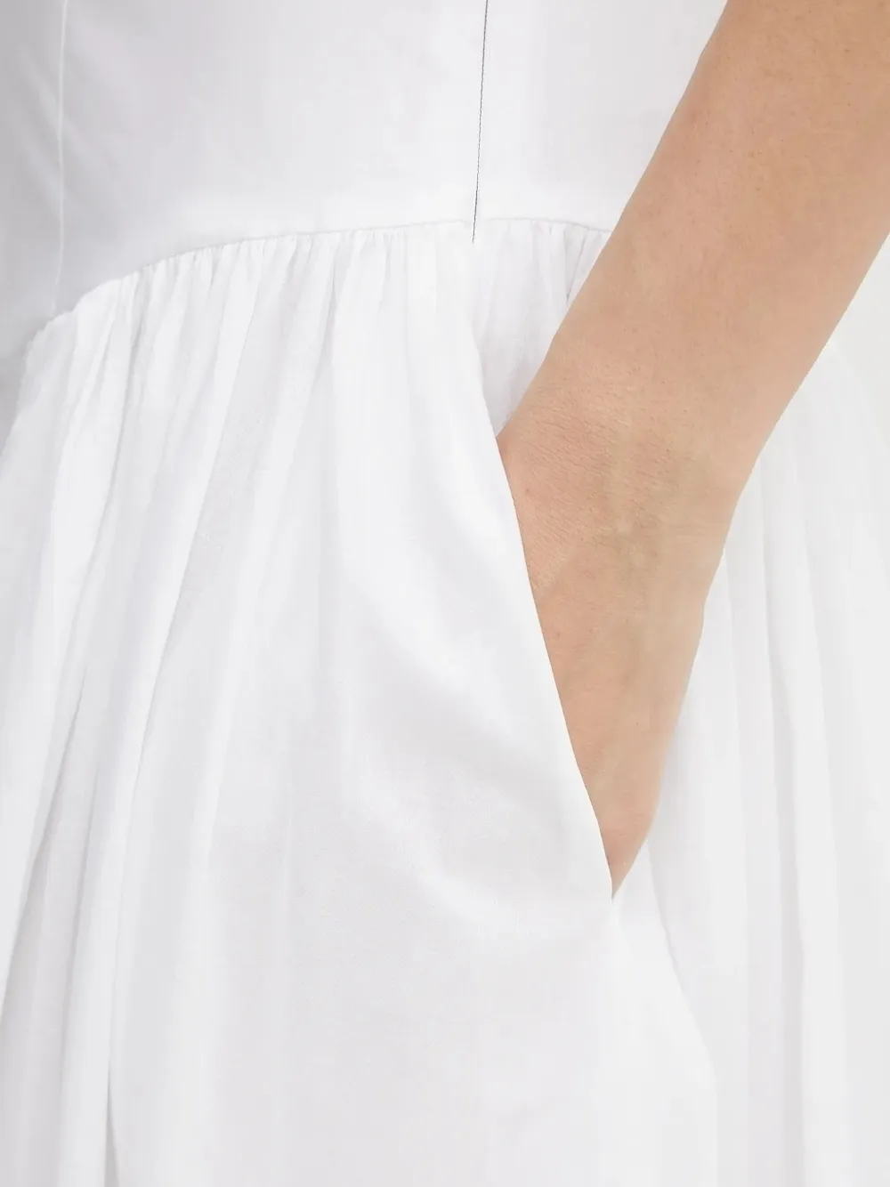 Bardot Gathered Midi Skirt In White
