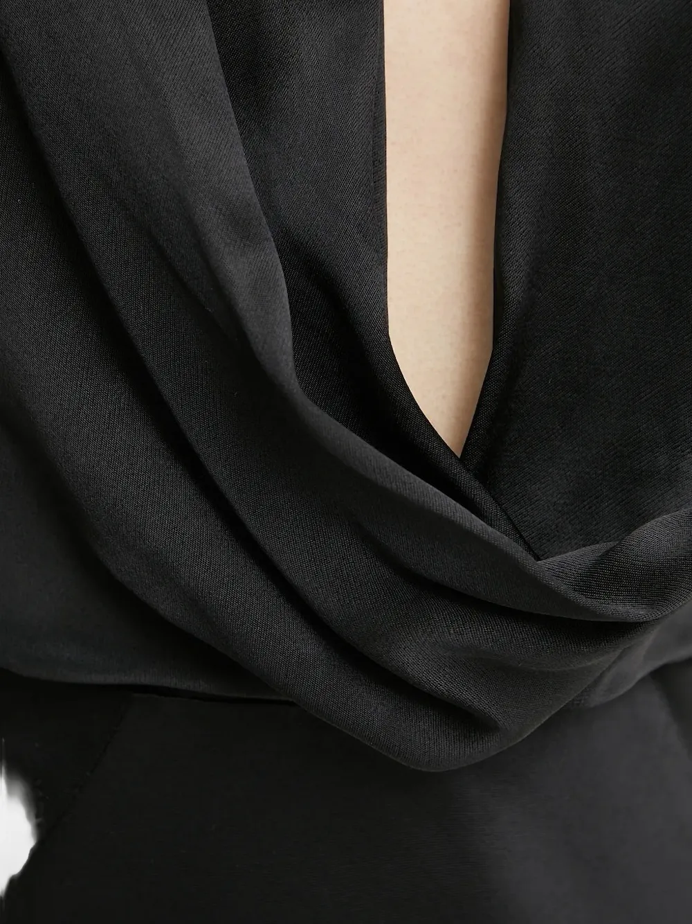 Bardot Maxi-jurk met open rug en col Zwart