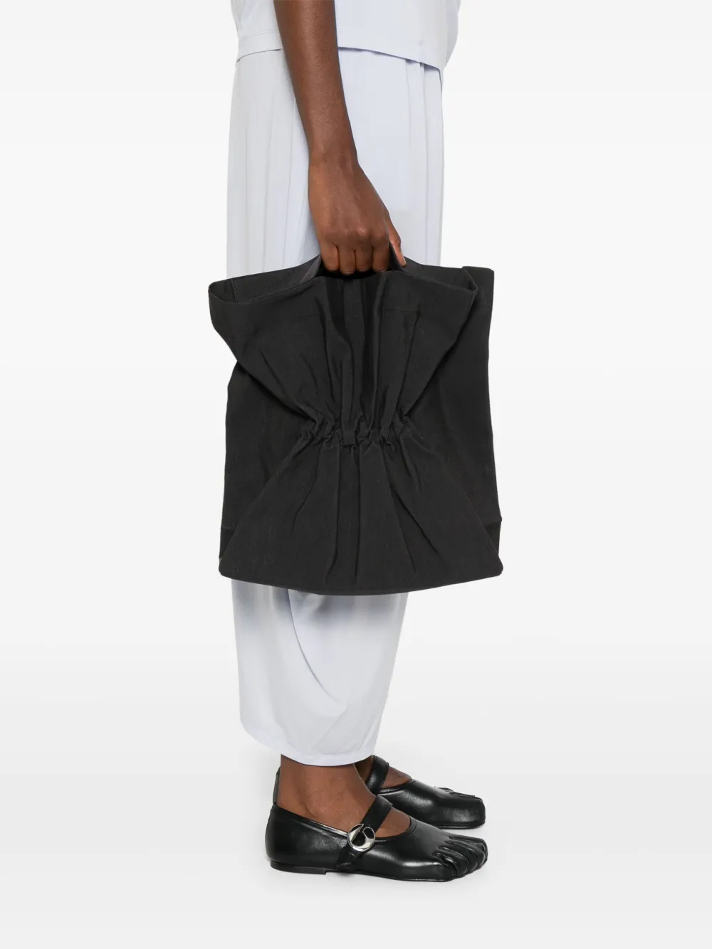 Issey Miyake Drawn and Pressed tote bag | Image 2