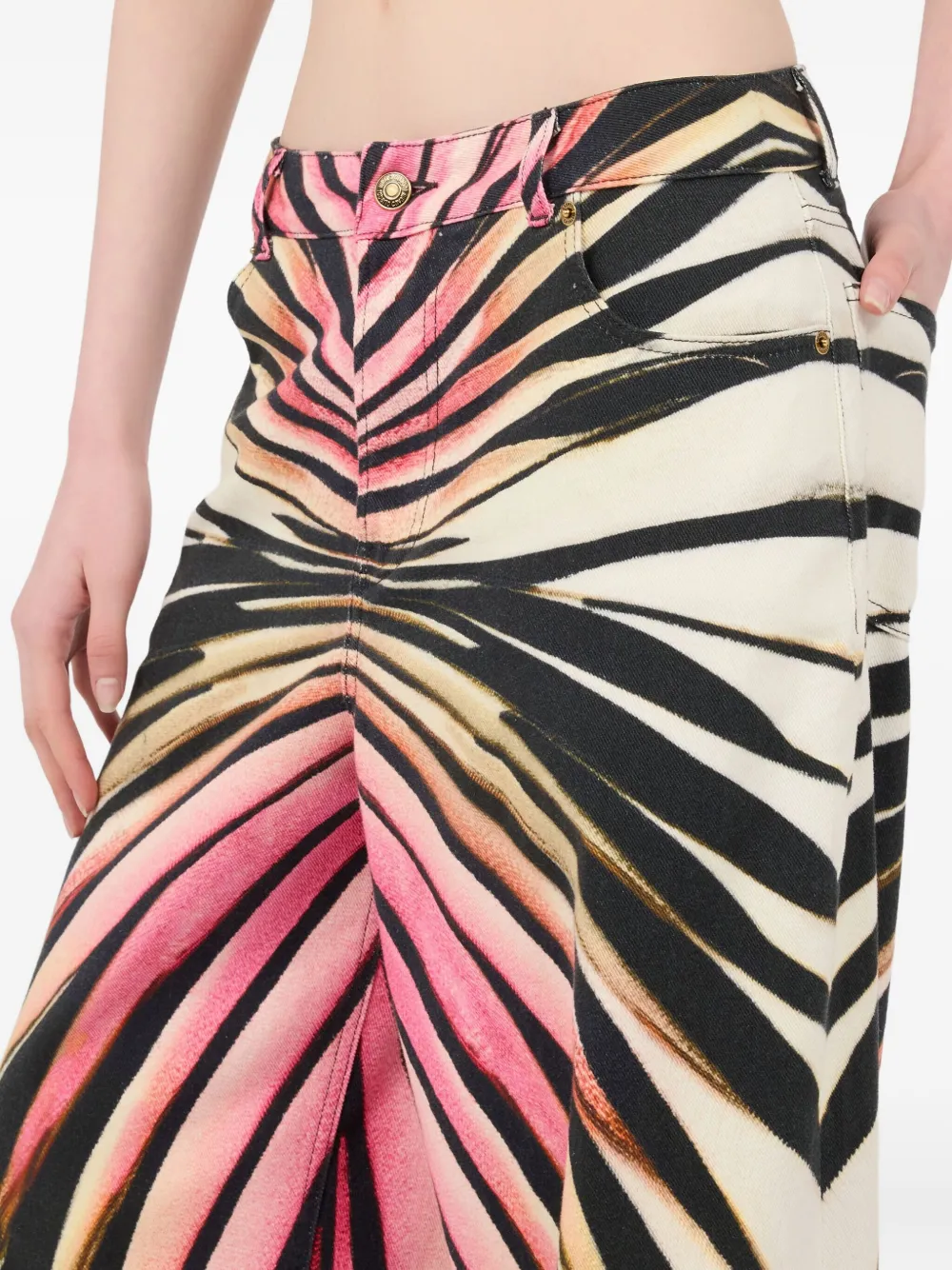 Roberto Cavalli Jeans With Ray Of Pink Print In Pink