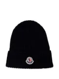 Moncler Enfant ribbed beanie - Black