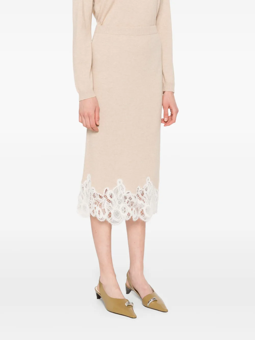 Fabiana Filippi Kokerrok met afwerking van kant Beige