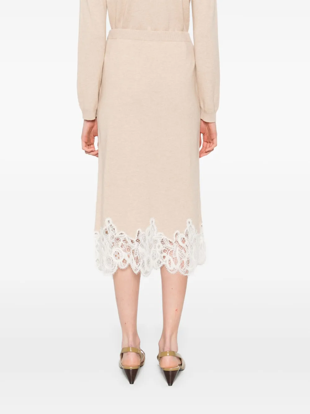 Fabiana Filippi Kokerrok met afwerking van kant Beige