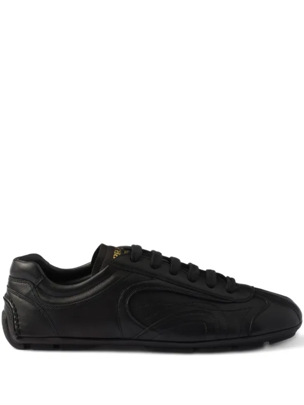 Prada Antiqued レザースニーカー | ブラック | FARFETCH JP